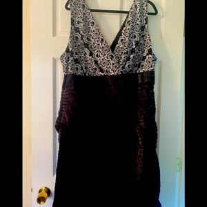 Beautiful Black and Lace Cocktail Dress 💋 NWOT